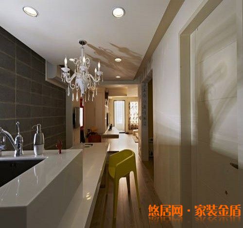 重慶裝修支招利用涂料色彩彌補(bǔ)室內(nèi)空間缺陷