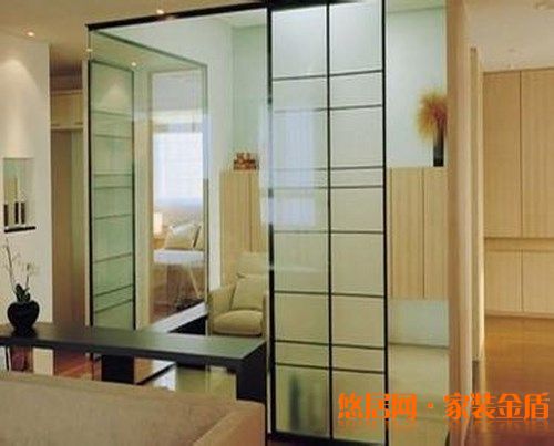 家居裝飾怎么巧妙運用玻璃來裝飾？