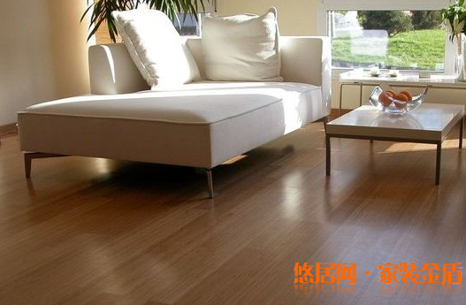 裝修中實木地板和復合地板區(qū)別