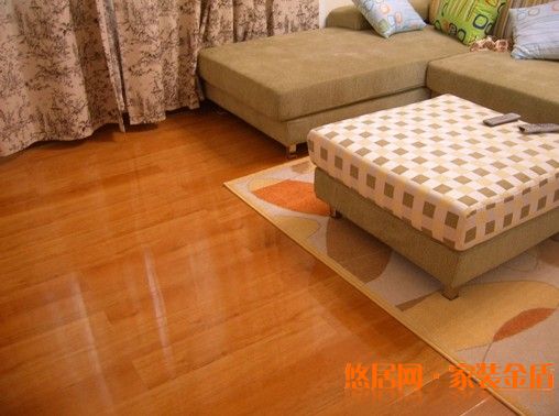 夏季復合地板保養