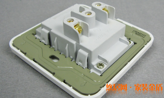 裝修過程中應該怎樣選擇開關插座